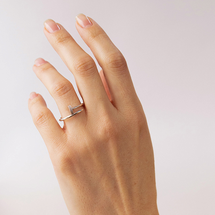 Каблучка "Цвях" у білому золоті (фіаніти) к08439 від ювелірного магазину Онікс - 3