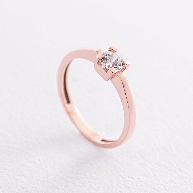 Золотое помолвочное кольцо с фианитом к07022 от ювелирного магазина Оникс