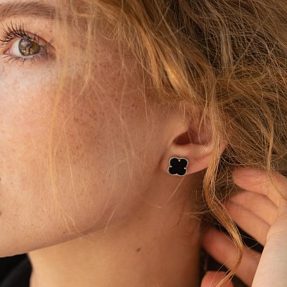 Срібні сережки - пусети "Конюшина" (синт. онікс) OR128220 №8