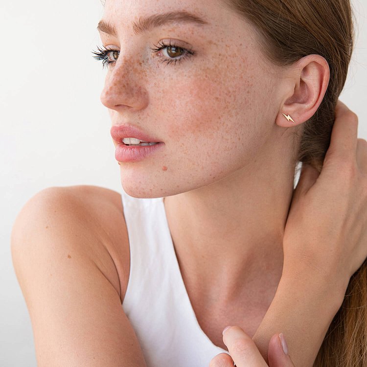 Золоті сережки - пусети "Блискавки" с07923 від ювелірного магазину Онікс - 3