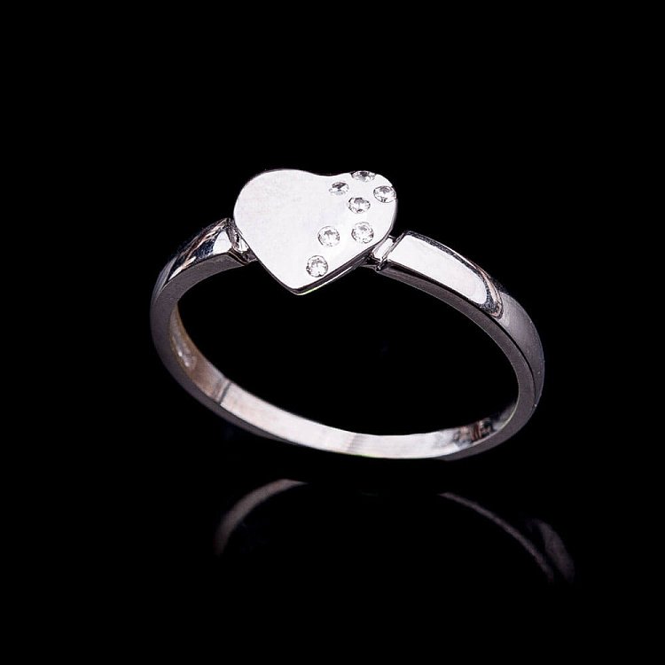 Золота каблучка "Сердечко" з фіанітами к03574 від ювелірного магазину Онікс