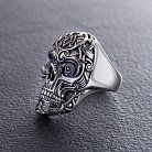 Серебряное мужское кольцо с черепом (чернение) 112190 от ювелирного магазина Оникс