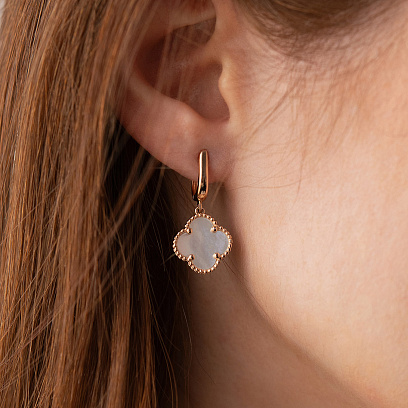 Сережки "Конюшина" в червоному золоті (перламутр) с09487 №4