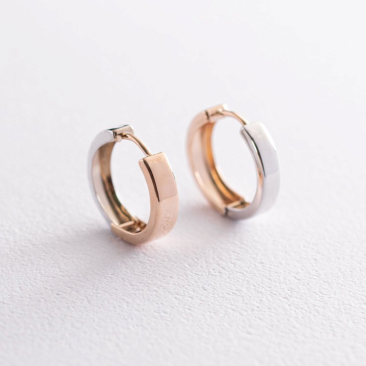 Сережки - кільця з червоного і білого золота с05032 від ювелірного магазину Онікс