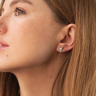 Серьги - пусеты "Пирамида" в серебре 123265 №2