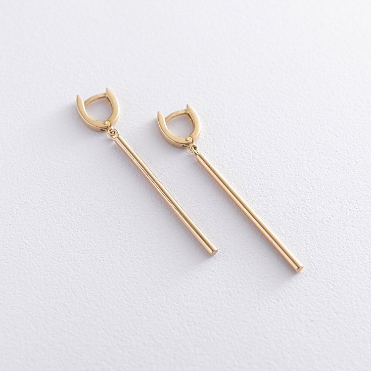 Сережки в жовтому золоті на англійській застібці с07083 від ювелірного магазину Онікс