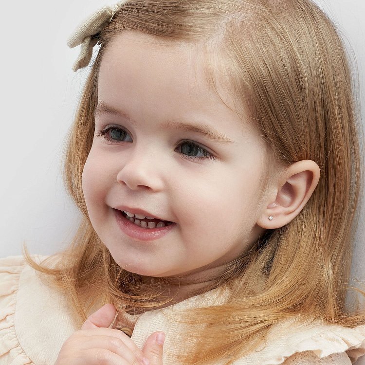 Золотые серьги - пусеты с бриллиантами 335401121 от ювелирного магазина Оникс - 4