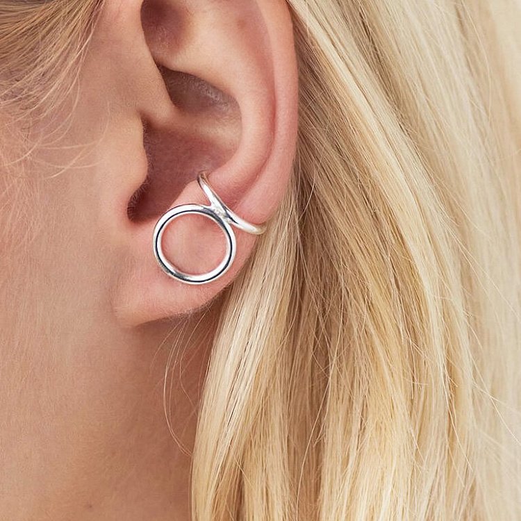 Серебряные серьги - пусеты "Исключительные" 123183 от ювелирного магазина Оникс