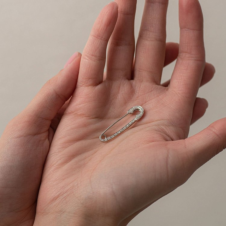 Золотая булавка с бриллиантами star185 - 1 Золотая булавка с бриллиантами star185 от ювелирного магазина Оникс - 1