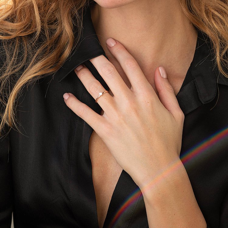 Заручальна золота каблучка з діамантом 229072421 від ювелірного магазину Онікс - 2