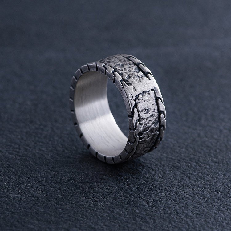 Мужское серебряное кольцо 112719 от ювелирного магазина Оникс - 3