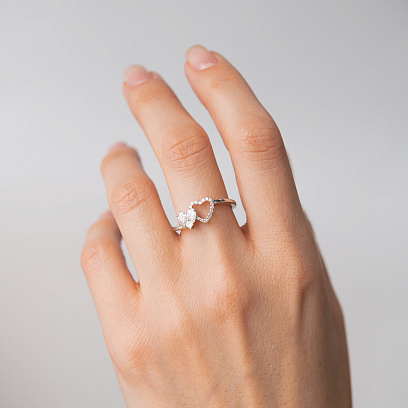 Золота каблучка "Сердечки" з діамантами кб0665va №4