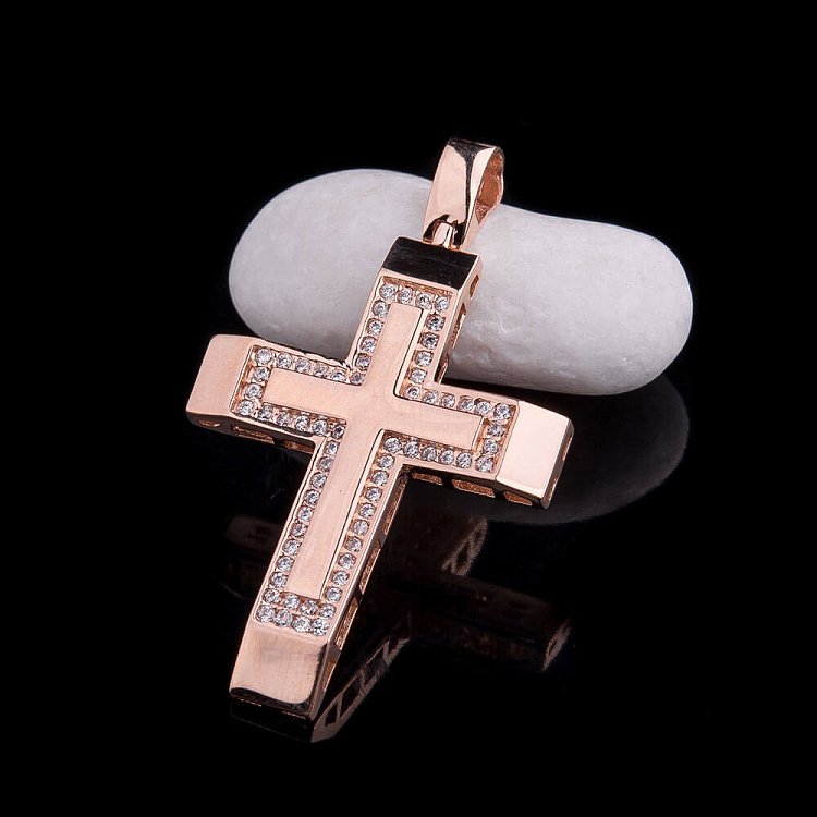 Золотой крестик с фианитами п02189 от ювелирного магазина Оникс