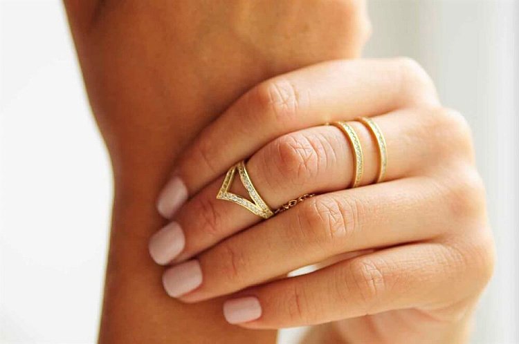 Золотое женское кольцо на две фаланги к03288 от ювелирного магазина Оникс - 6