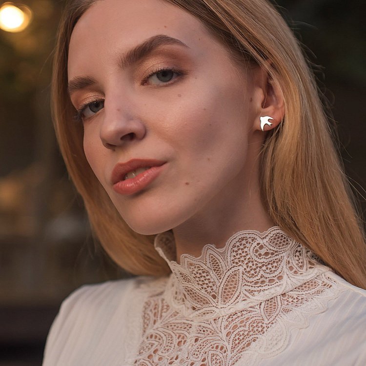 Срібні сережки - пусети "Ластівка" 122468 від ювелірного магазину Онікс - 7