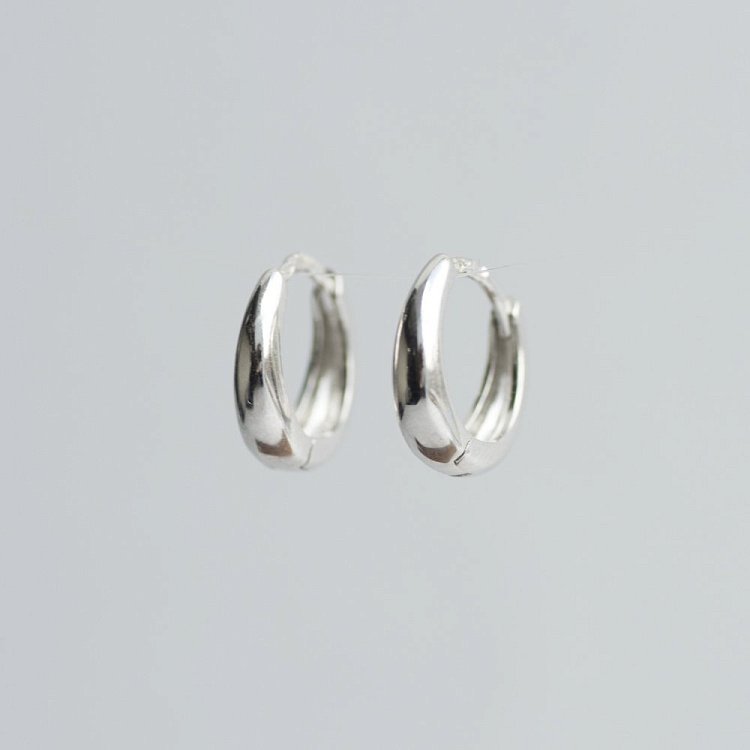 Срібні сережки-кільця 122237 від ювелірного магазину Онікс - 6