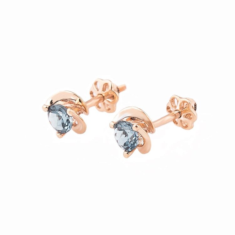 Серьги-пусеты с голубыми топазами с02280 от ювелирного магазина Оникс