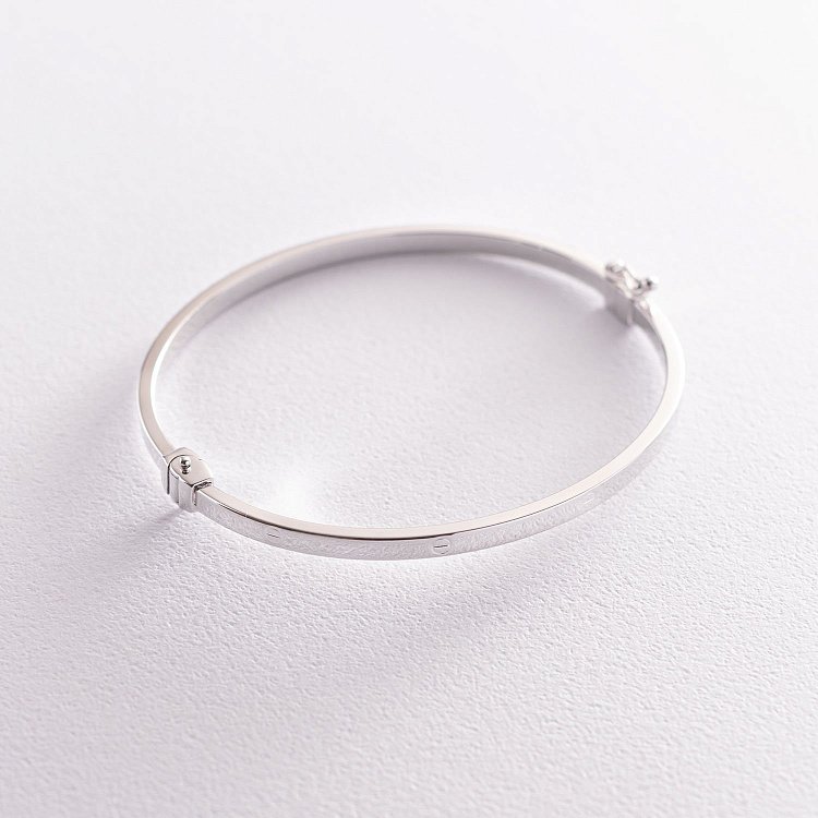 Жорсткий браслет Love з білого золота (0.3 см) б03769 від ювелірного магазину Онікс