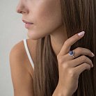 Золотое кольцо с синими сапфирами и бриллиантами R01757mi от ювелирного магазина Оникс - 3