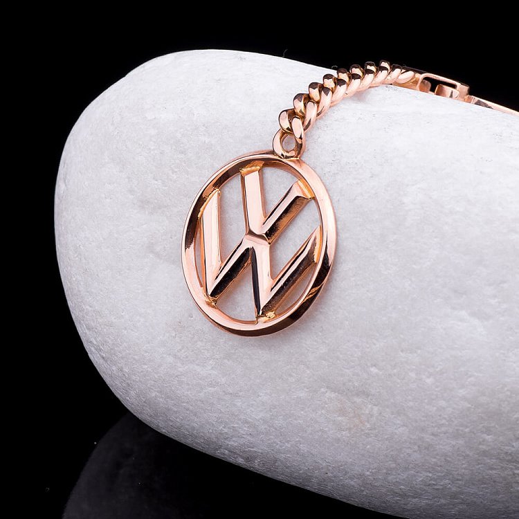 Золотой брелок "Volkswagen-Фольксваген" бр00001фв от ювелирного магазина Оникс