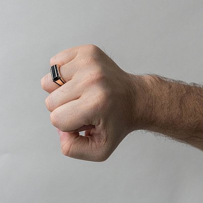 Мужская печатка в красном золоте (фианиты, эмаль) к06724 №2