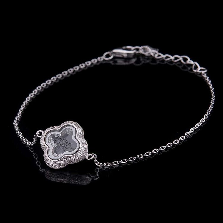 Ексклюзивний срібний браслет "Конюшина" з фіанітами 141014 від ювелірного магазину Онікс