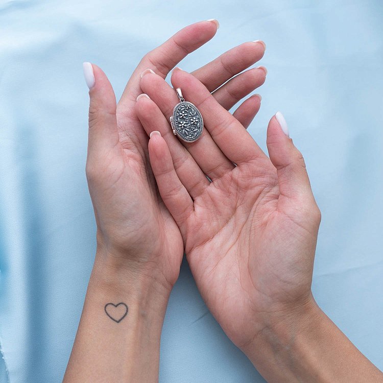 Срібний кулон для фотографії "Квіти" (чорніння) 133050 від ювелірного магазину Онікс - 9