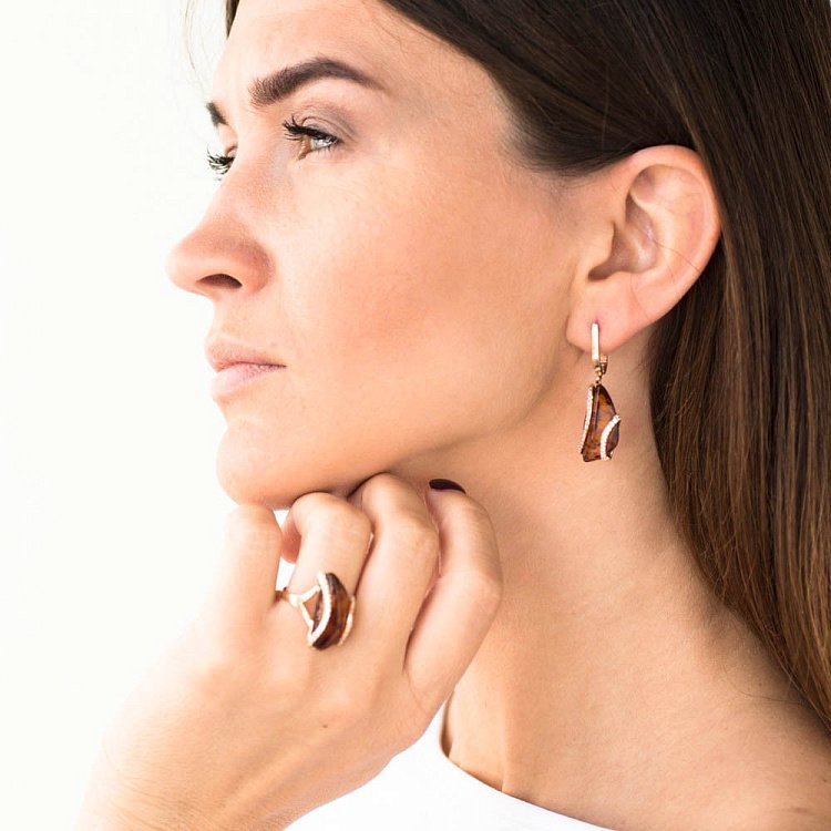 Золота каблучка (бурштин, фіаніти) к05603 від ювелірного магазину Онікс - 3