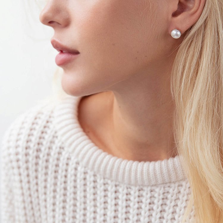 Золотые серьги - пусеты с культ. пресн. жемчугом с00900 от ювелирного магазина Оникс - 1