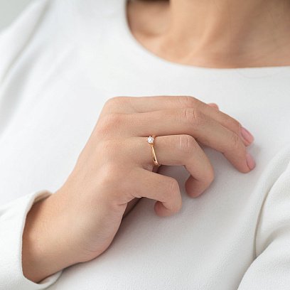 Золота заручальна каблучка з фіанітом к06238 №2