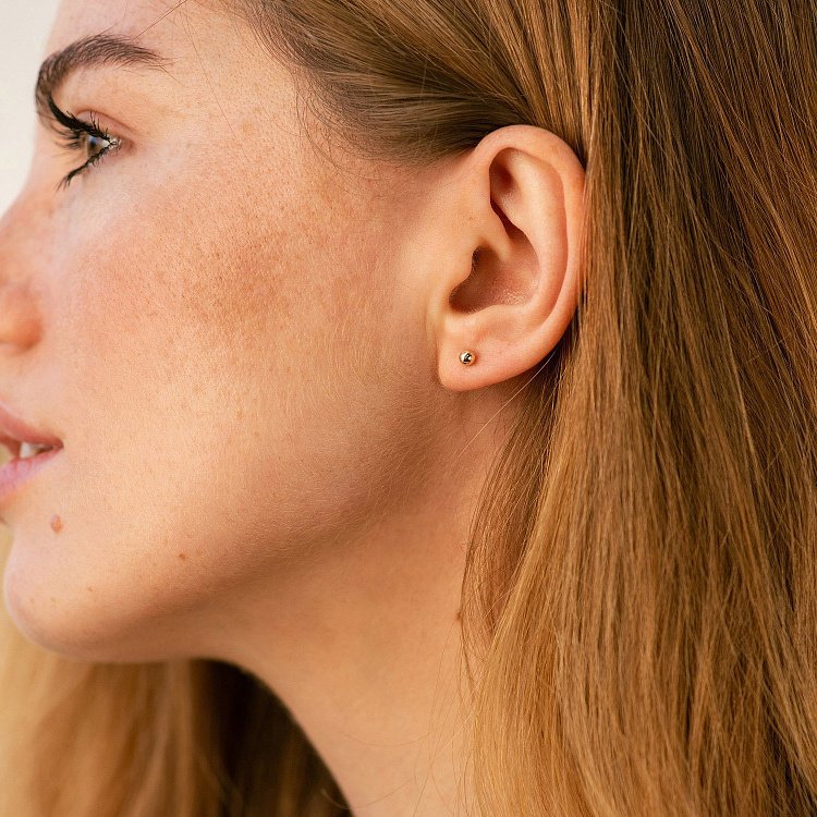 Серьги - пусеты "Шарики" в желтом золоте (0.4 см) с07322 от ювелирного магазина Оникс - 11