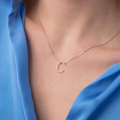 Золоте кольє з літерою "С" з діамантами 133611121 №3