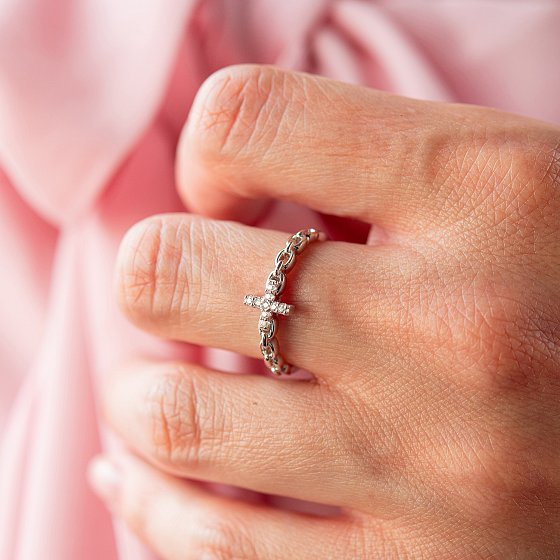 Серебряное кольцо "Крестик" с фианитами 112849 №2