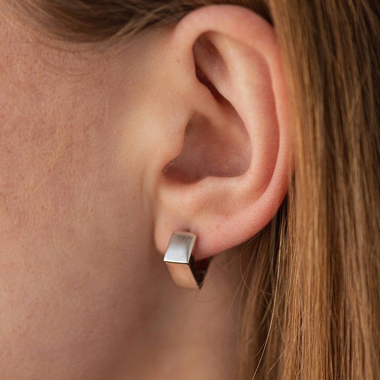 Сережки "Ризик" в білому золоті с06994 від ювелірного магазину Онікс - 8