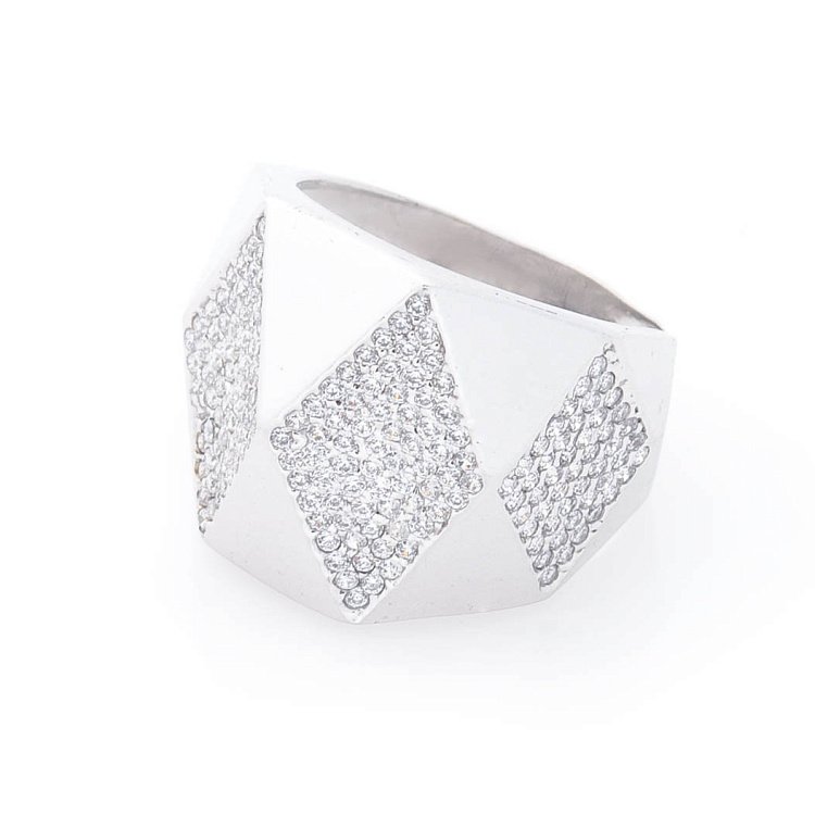 Эксклюзивное золотое кольцо с фианитами к04518 от ювелирного магазина Оникс - 1