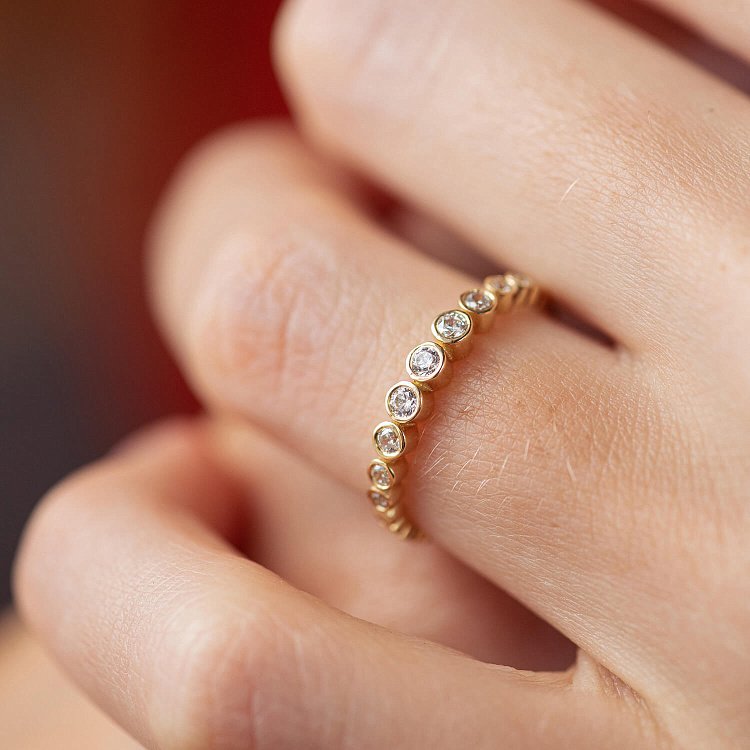 Золотое кольцо с фианитами к05713 от ювелирного магазина Оникс - 5