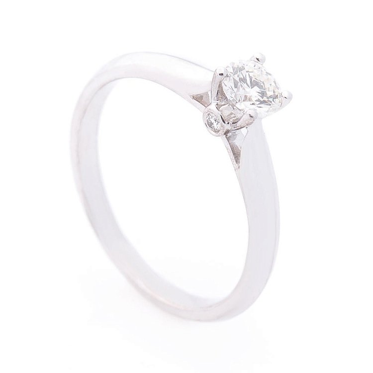 Золотое помолвочное кольцо с бриллиантом кб0220ri от ювелирного магазина Оникс