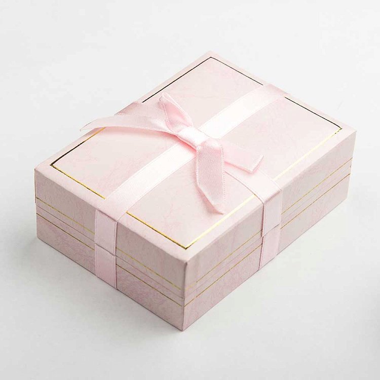 Футляр для украшений ур414а100 от ювелирного магазина Оникс