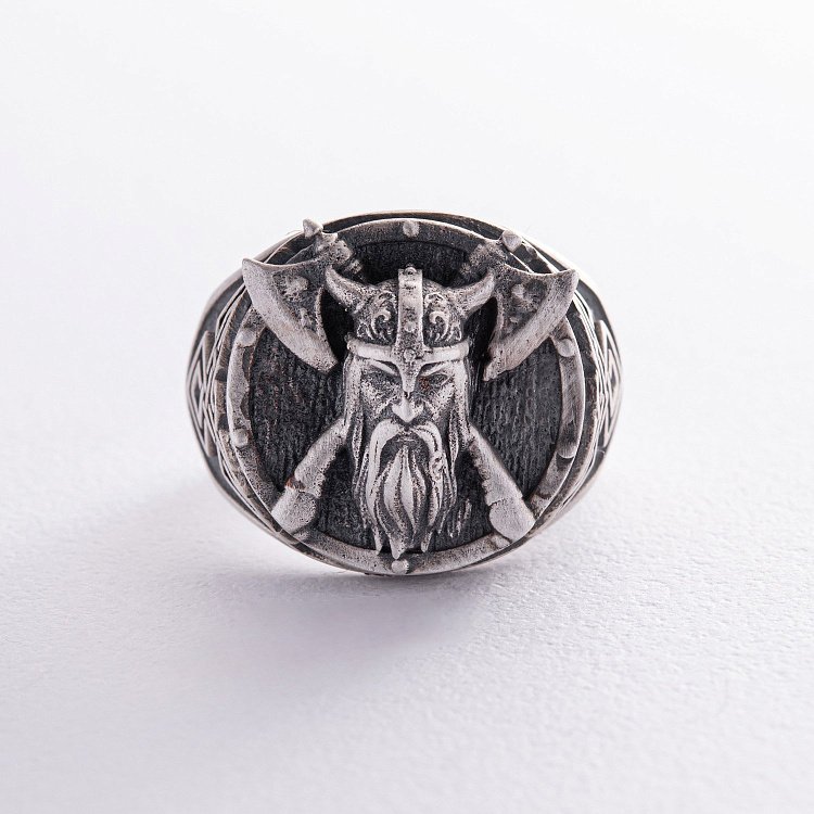 Серебряное кольцо "Викинг с топорами" 423 от ювелирного магазина Оникс - 4