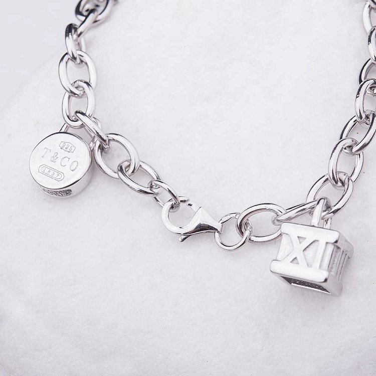 Эксклюзивный серебряный браслет 14992 от ювелирного магазина Оникс - 2