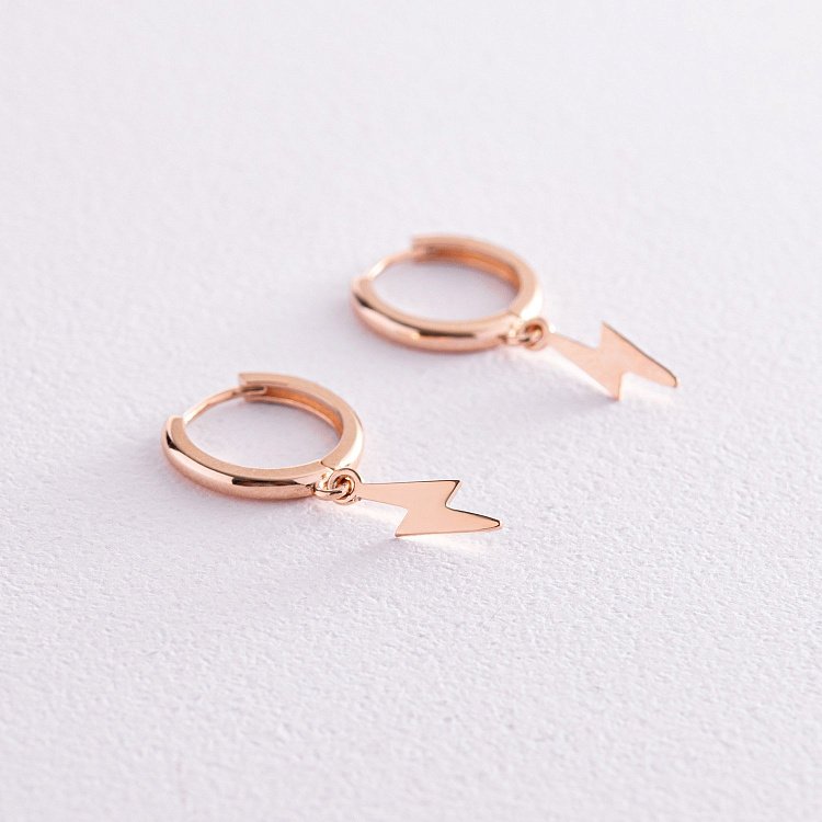 Серьги - кольца "Молнии" в красном золоте с08040 от ювелирного магазина Оникс - 2