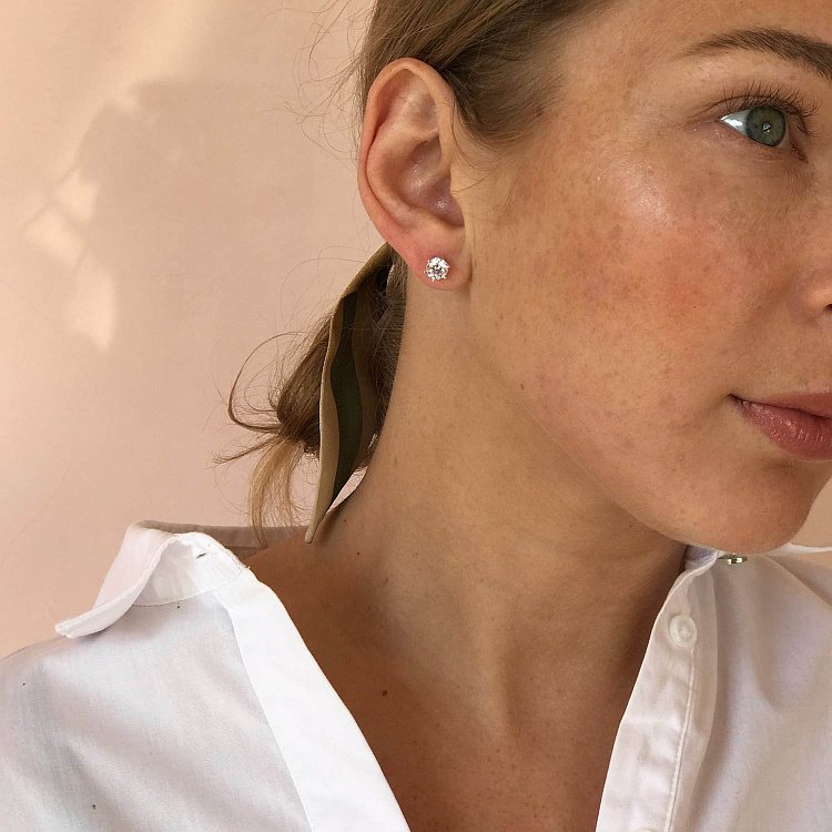 Серебряные гвоздики с фианитами 121955 от ювелирного магазина Оникс - 7