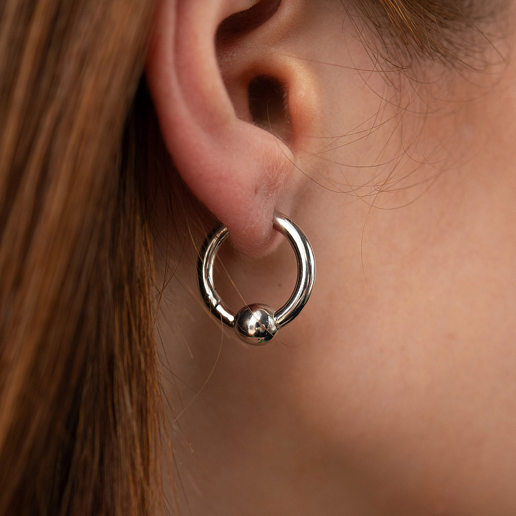 Серебряные серьги - кольца "Шарики" 7360 от ювелирного магазина Оникс - 4