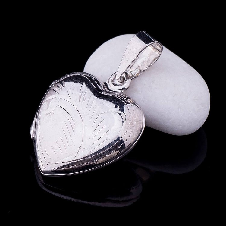 Кулон для фотографії в формі серця 132025 від ювелірного магазину Онікс