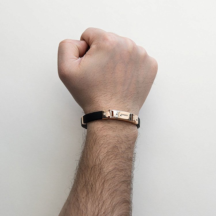 Мужской золотой браслет (каучук) Б0012 от ювелирного магазина Оникс - 1