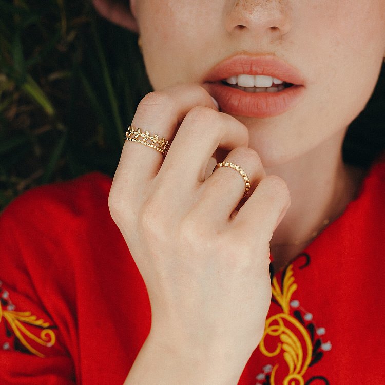 Каблучка в жовтому золоті к06719 від ювелірного магазину Онікс - 1