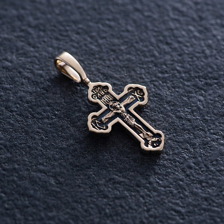 Золотой крестик "Распятие. Спаси и сохрани" с чернением п03877 от ювелирного магазина Оникс