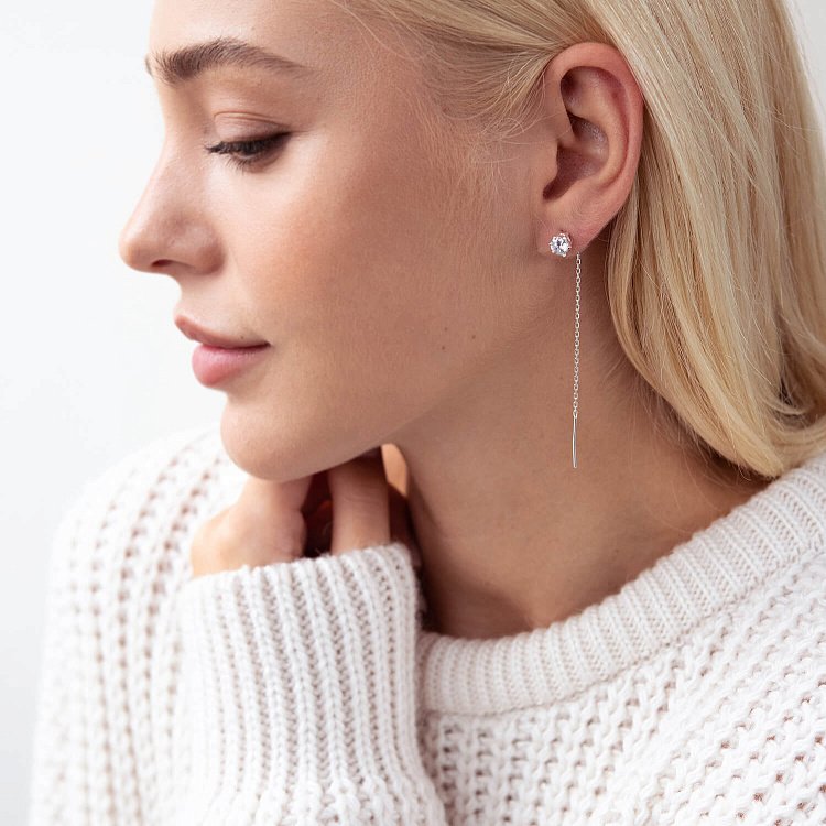 Серебряные серьги - протяжки с фианитами 123106 от ювелирного магазина Оникс - 1