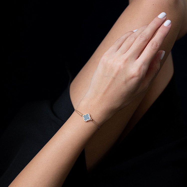 Браслет "Конюшина" в червоному золоті (онікс) б04554 від ювелірного магазину Онікс - 1