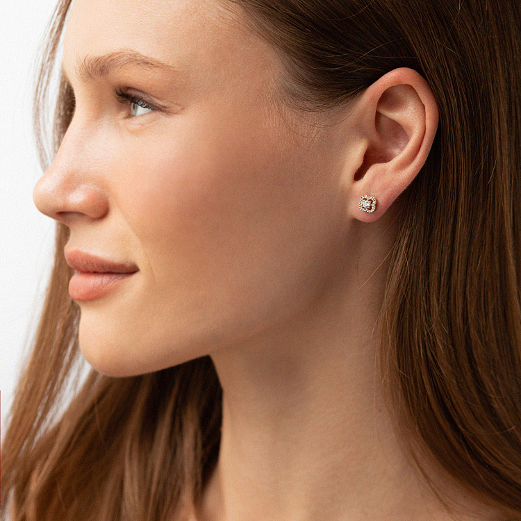 Серьги - пусеты "Клевер" с фианитами (желтое золото) с09176 от ювелирного магазина Оникс - 1